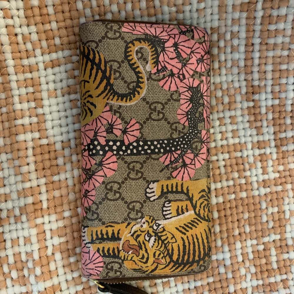 Authentic Gucci Bengal Zip-Around Wallet
